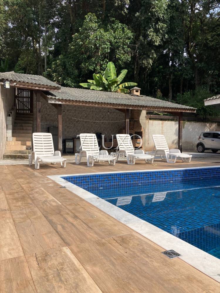 Casa em Condomínio aluguel Caraguatá - Referência 137
