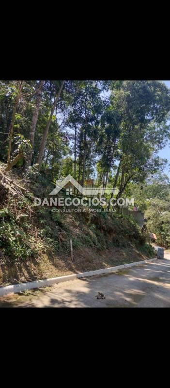 Terreno em Condomínio venda Barreiro - Referência T01
