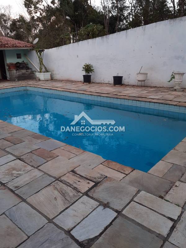 Casa à venda na Alameda Serra da BocainaCanjica (Terra Preta) - 999-125017-6.jpg