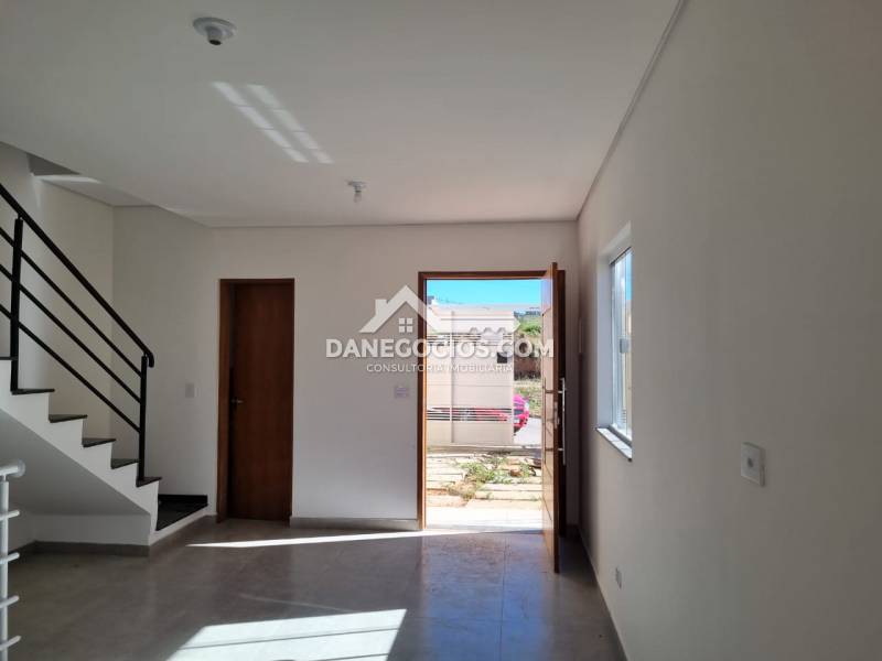 Casa à venda na Rua QuatroVem ViverCanjica (Terra Preta) - 204651-0.jpg