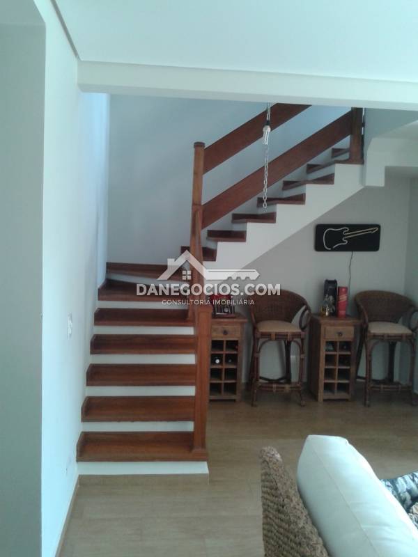 Casa em Condomínio à venda na Avenida Doutor Arthur Andrade FilhoCaraguatá - 999-151952-5.jpg