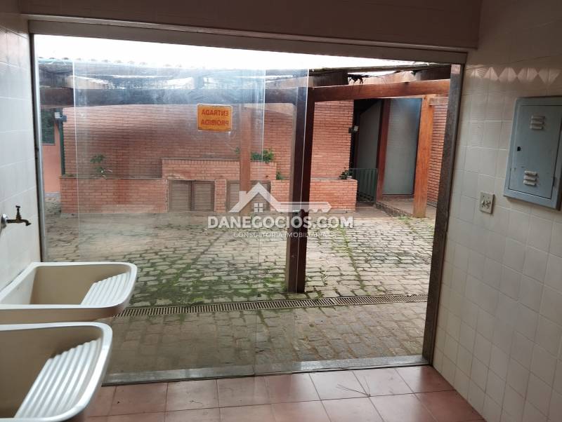 Casa em Condomínio à venda na Rua SibipirunaSanta Inês - 999-130032-1.jpg