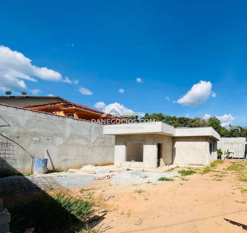 Casa à venda na Avenida BrasilJd TerrcasaJundiaizinho (Terra Preta) - 165515-9.jpg