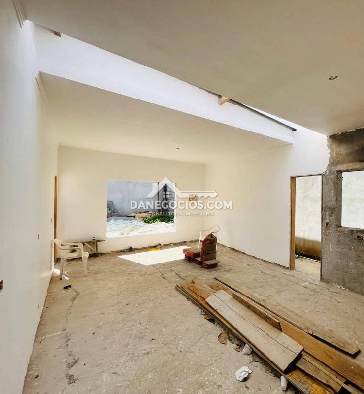 Casa à venda na Avenida BrasilJd TerrcasaJundiaizinho (Terra Preta) - 165516-18.jpg